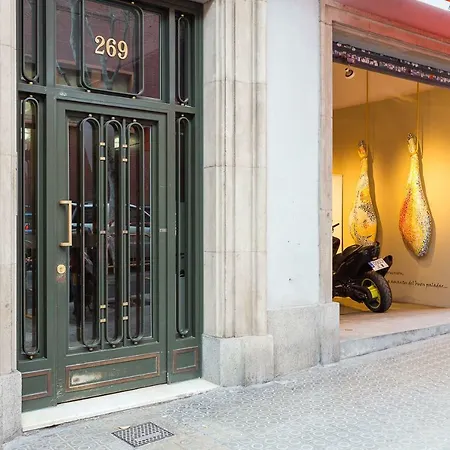 Sagrada Familia Butterfly Apartment Barcelona